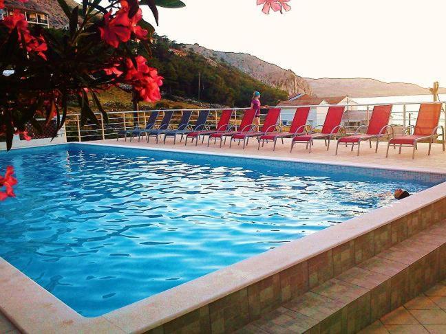Bed and Breakfast Kuca Pecine Metajna Zewnętrze zdjęcie