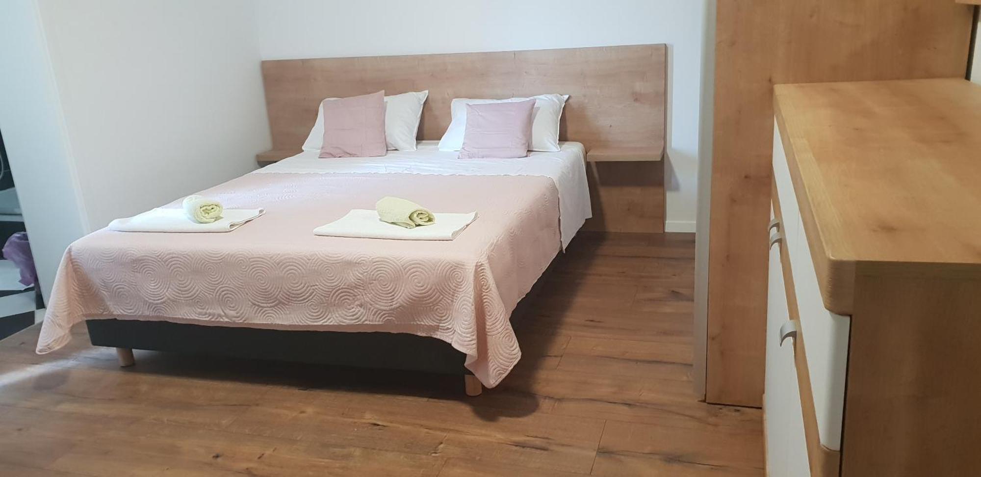 Bed and Breakfast Kuca Pecine Metajna Zewnętrze zdjęcie